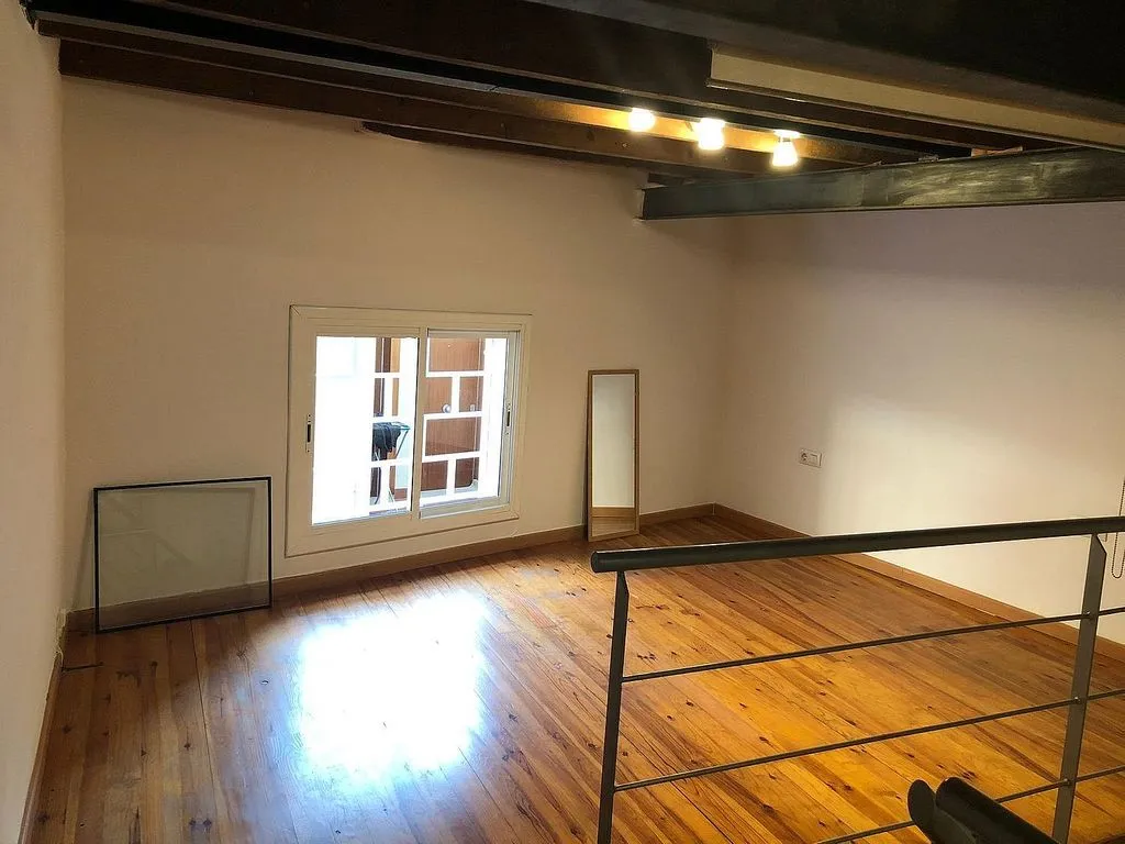 Toad - Loft with Montjuïc View in El Poble Sec