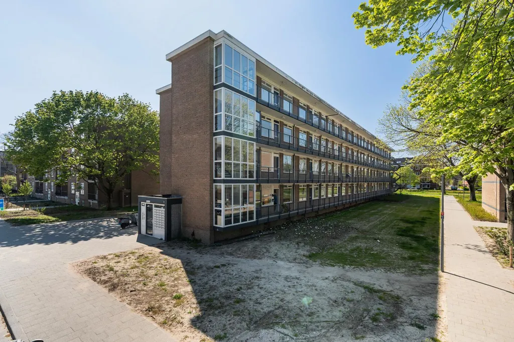 Välivaade - Galerij Flat with Garden in Rotterdam