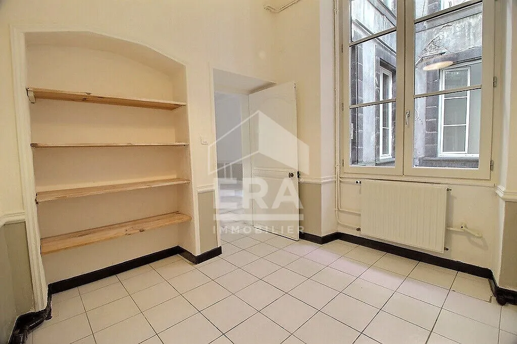 Toad - Charming 3-Bedroom Apartment in Clermont-Ferrand
