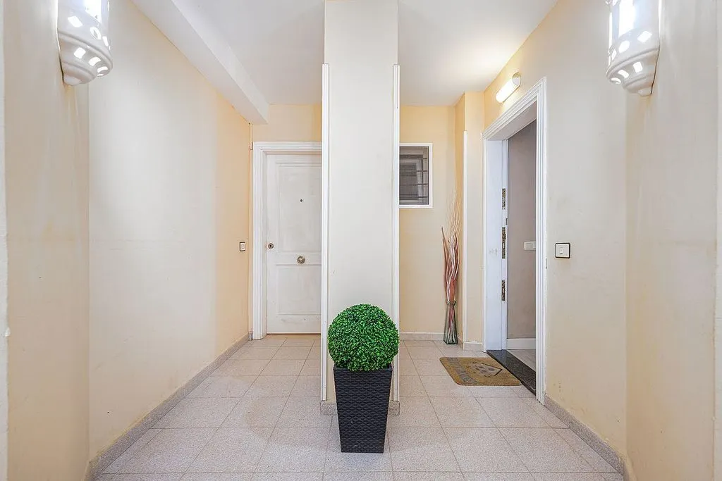 Entrée - Seafront Apartment with Pool in La Estrella, Telde