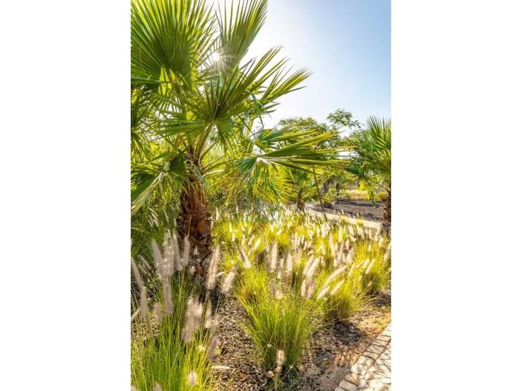 Jardin - Luxury Hotel with Resort Amenities in Espiche
