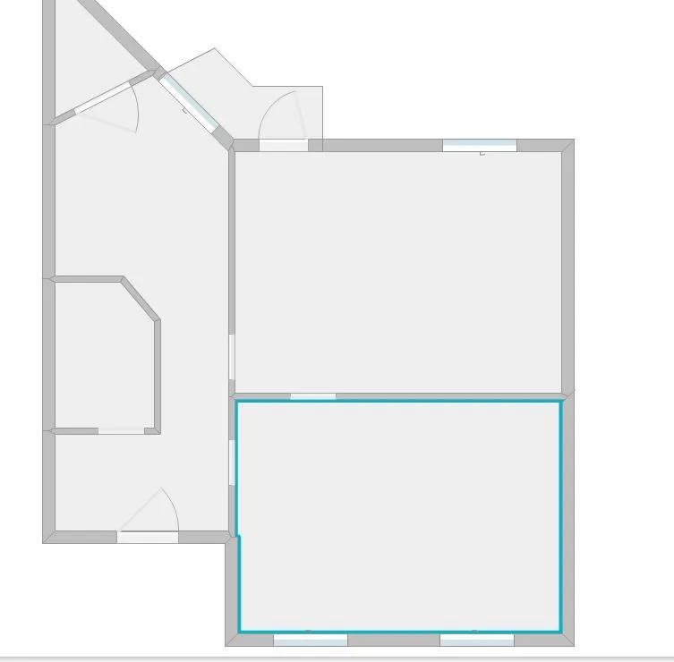 Plan - 2-Bed Flat with Balcony in City Centre
