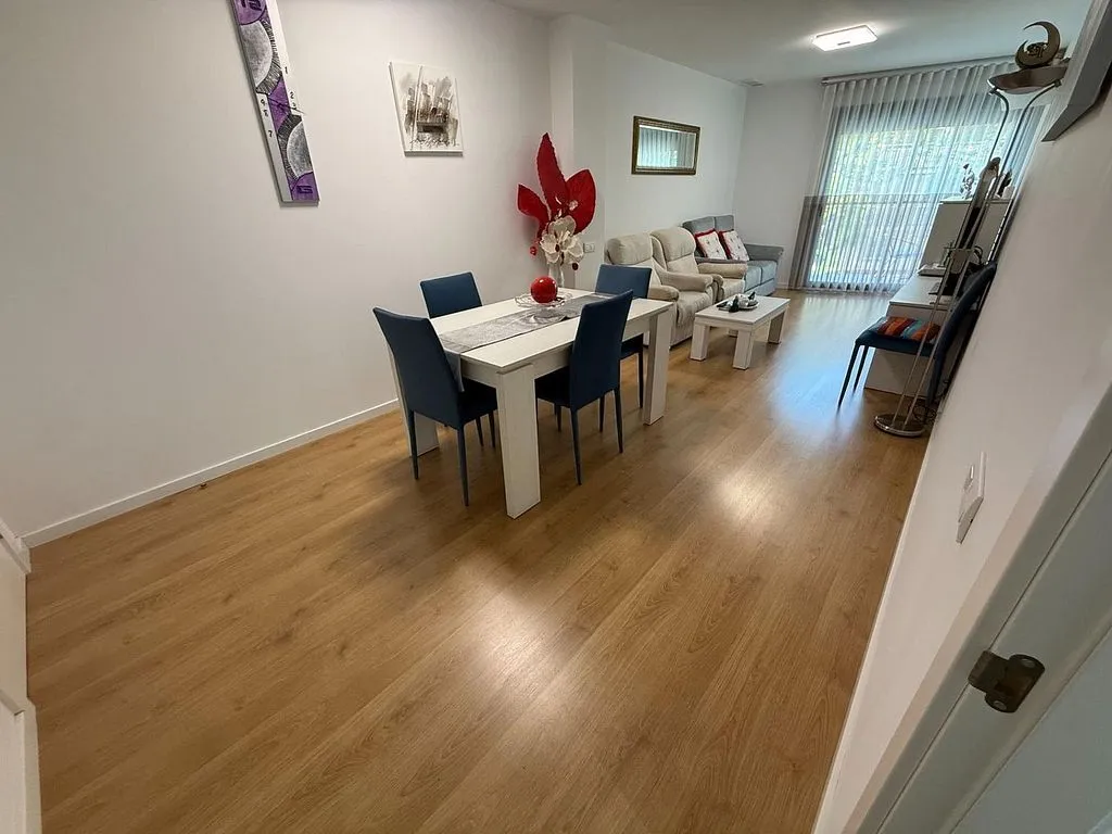 Salle à manger - Modern Flat with Balcony in La Gavarra