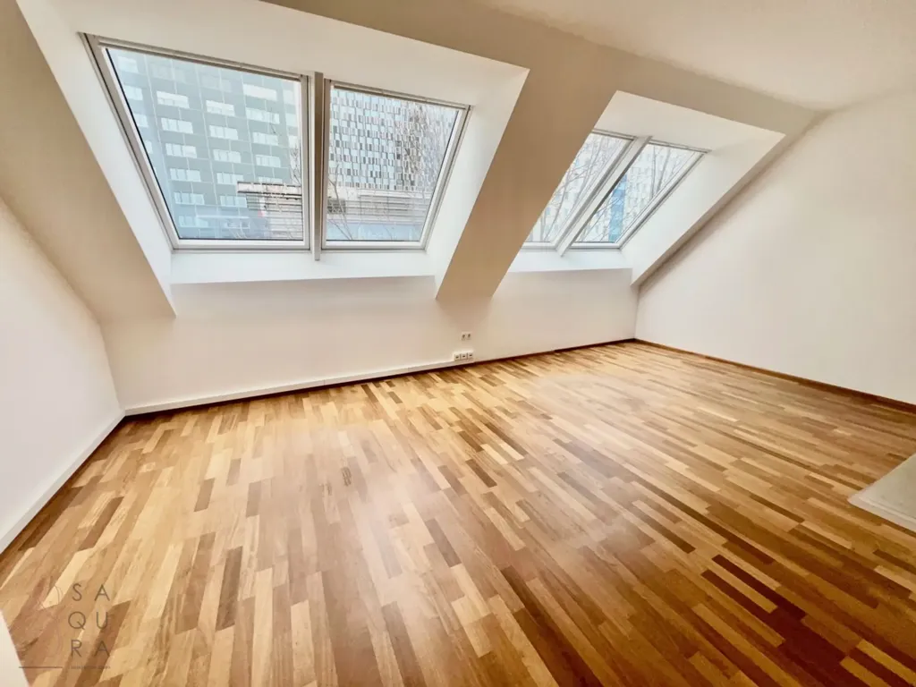 Toad - Penthouse Office with Panoramic Views in UNO-City