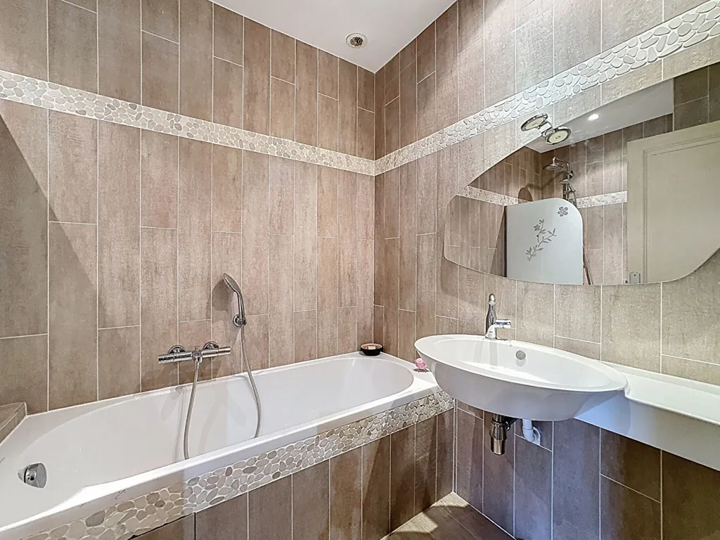 Salles de bain - Appartement de Charme Provençal à Avignon Intra-Muros