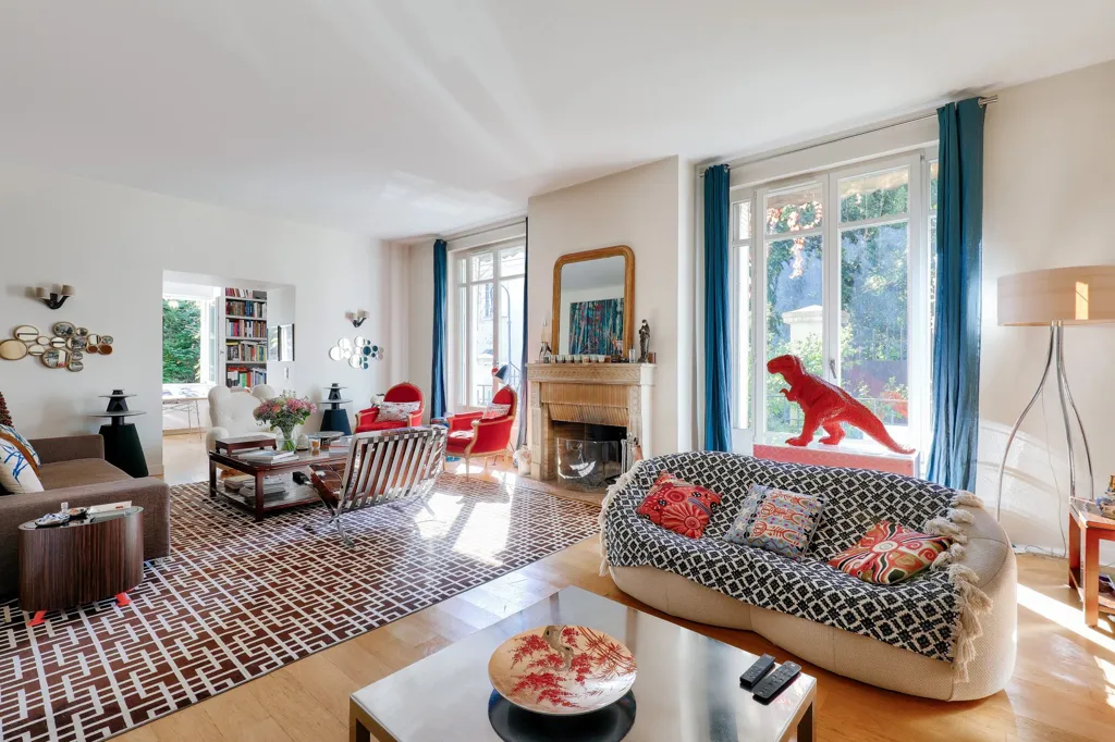 Elutuba - Renovated Mansion with Garden in Saint-Cloud