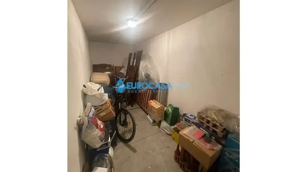 Pesuköök - Spacious 2-Bedroom Apartment with Garage in Carpi