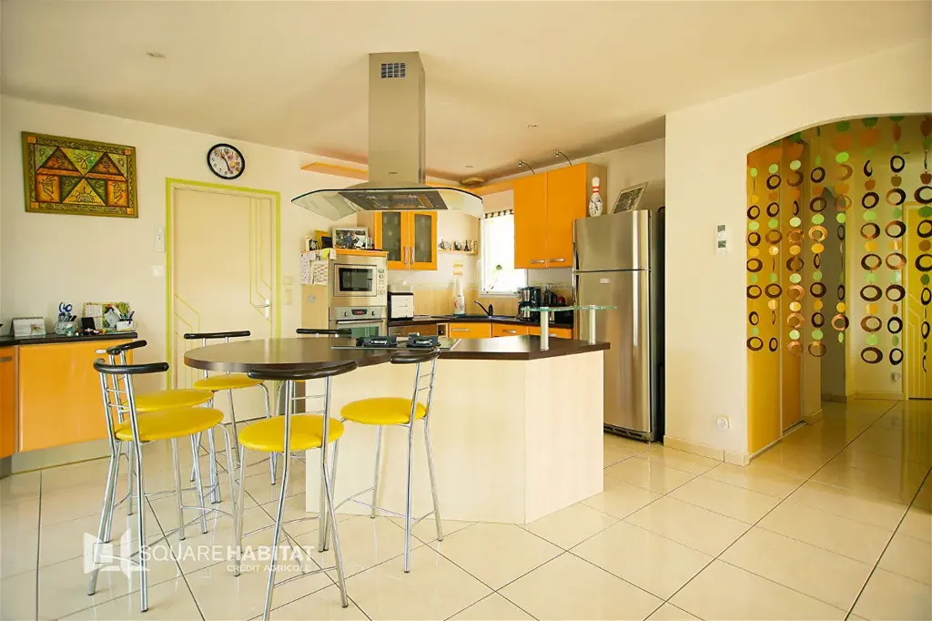 Maison 6 pièces à Beaurepaire