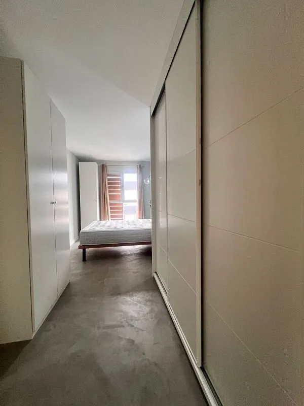 Rooms - Apartment with Pool in Calle Camelia