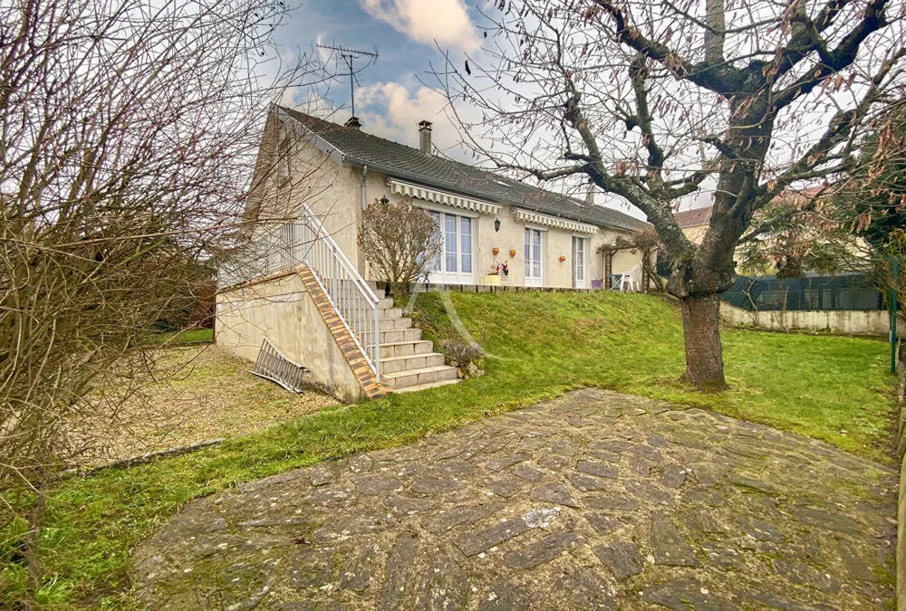 Maison 6 pièces à Menucourt