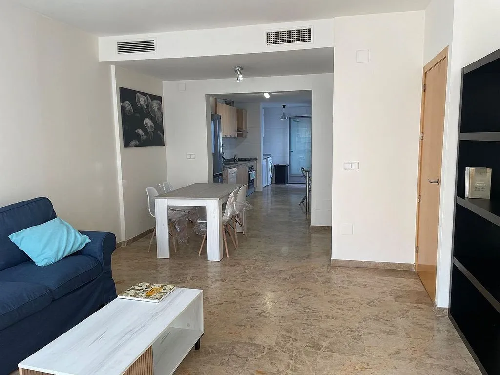 Elutuba - Student Duplex with Terrace in Guadalupe