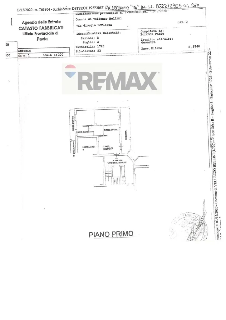 Modernised Triplex with Balcony in Vellezzo Bellini