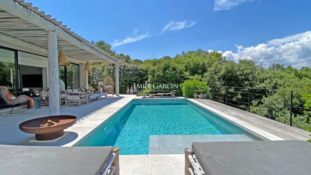 Bassein - Modern House with Pool in Valbonne