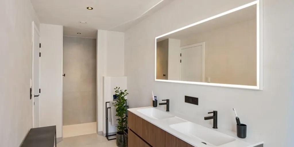 Salles de bain - Maison semi-ouverte avec jardin à Tessenderlo-Ham