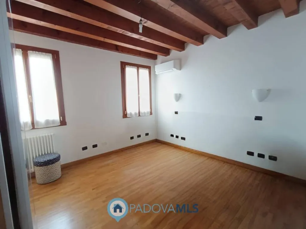 Stanze - Rustic Villa with Private Garden in Casalserugo
