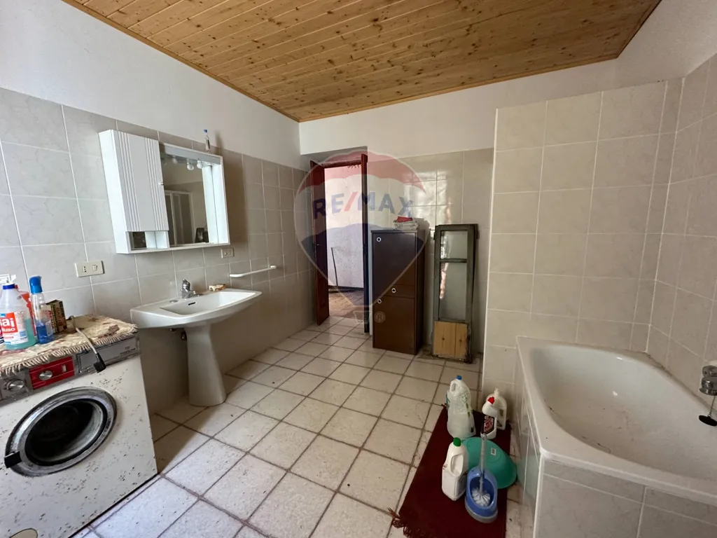 Salles de bain - Independent House with Garden in Corniglio