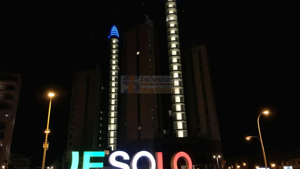 Twin-Unit with Pool in Jesolo