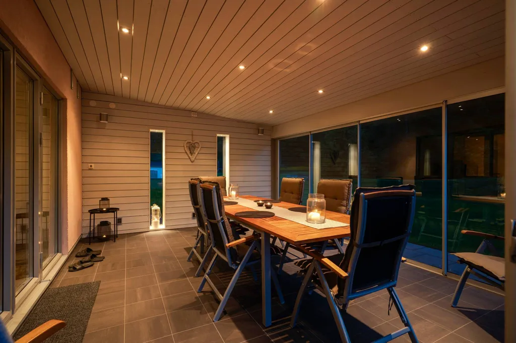 Terrasse - High-Quality Villa with Pool in Adolfsberg