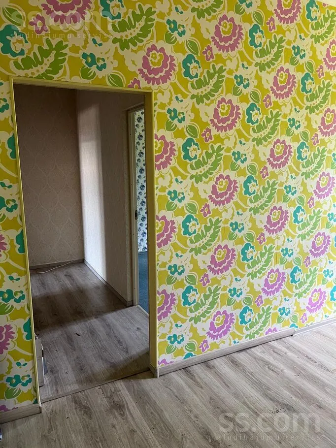 Toad - Flat with Private Garden in Šampēteris-Pleskodāle, Riga