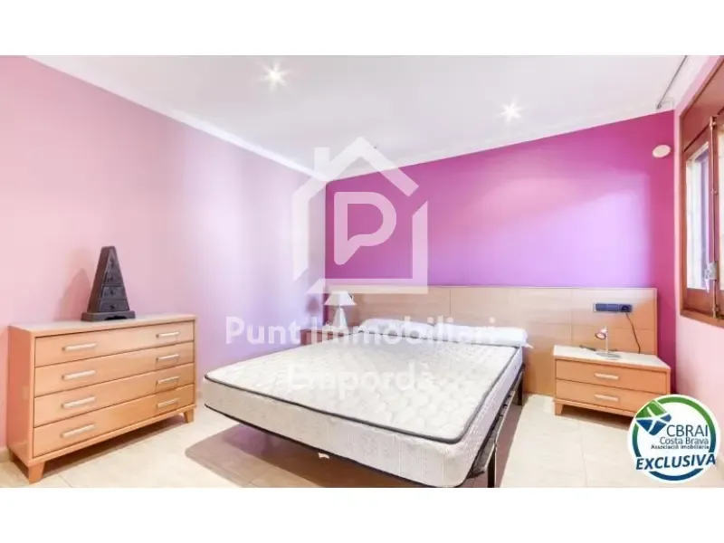 Chambres - Spacious Villa with South Orientation in Llançà