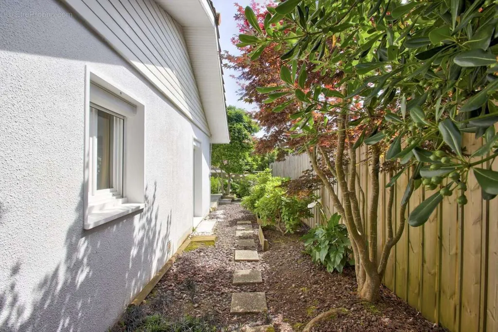 Jardin - Maison 5 pièces à Biarritz