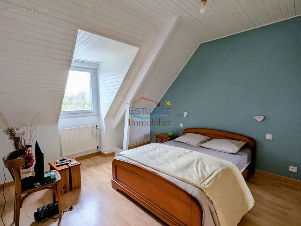 6-toaline maja asukohas Saffre