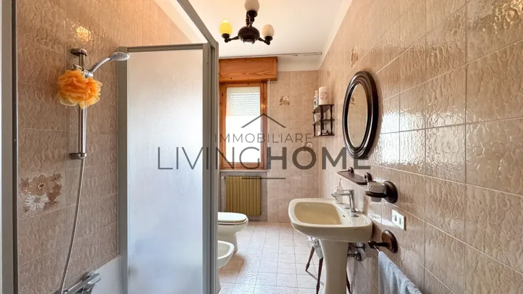 Salles de bain - Spacious Apartment with Terrace in Rimini