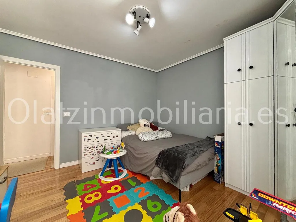 Bedrooms - Bright Apartment with Terrace in Zalla Centre
