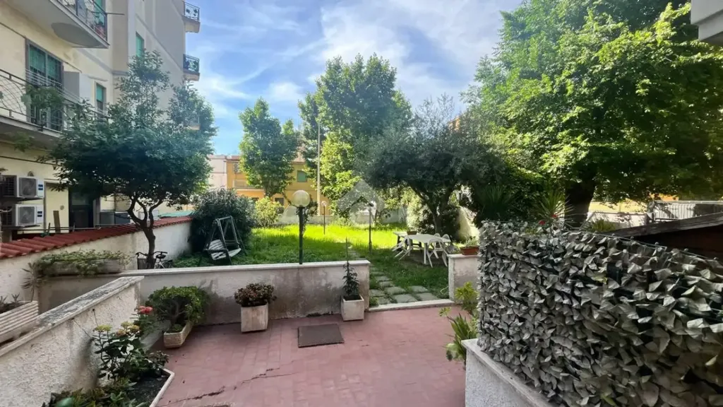 Aed - Spacious Apartment with Garden in Ladispoli