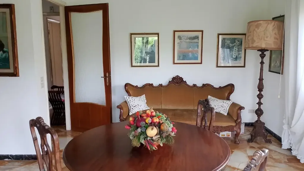 Söögituba - Villa with Garden in Moriano, Lucca