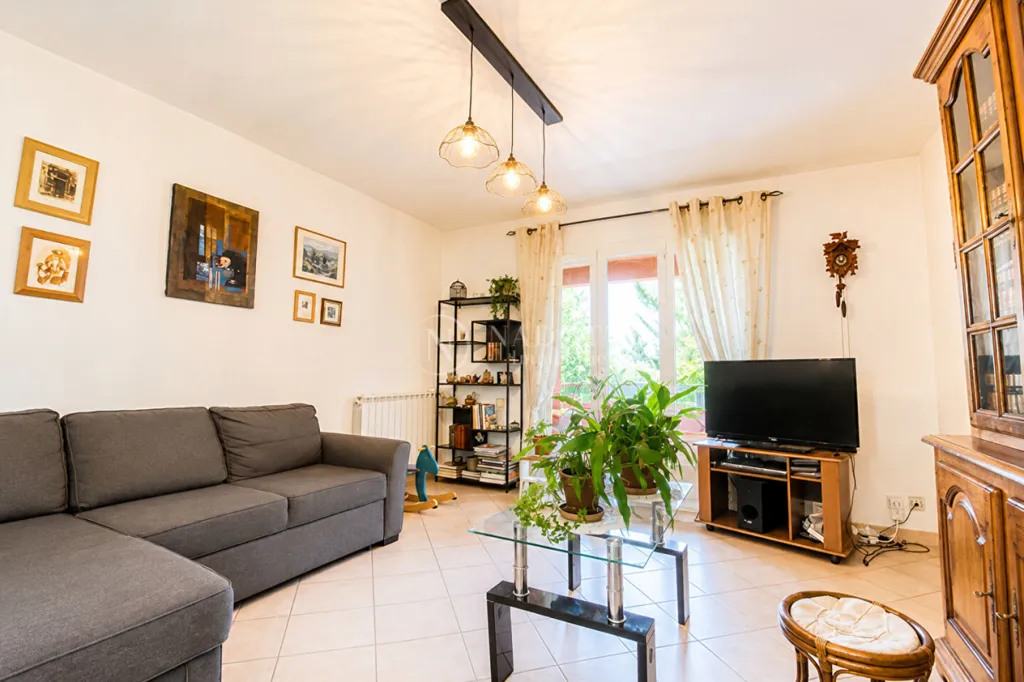Elutuba - Family Villa with Pool in Gargas