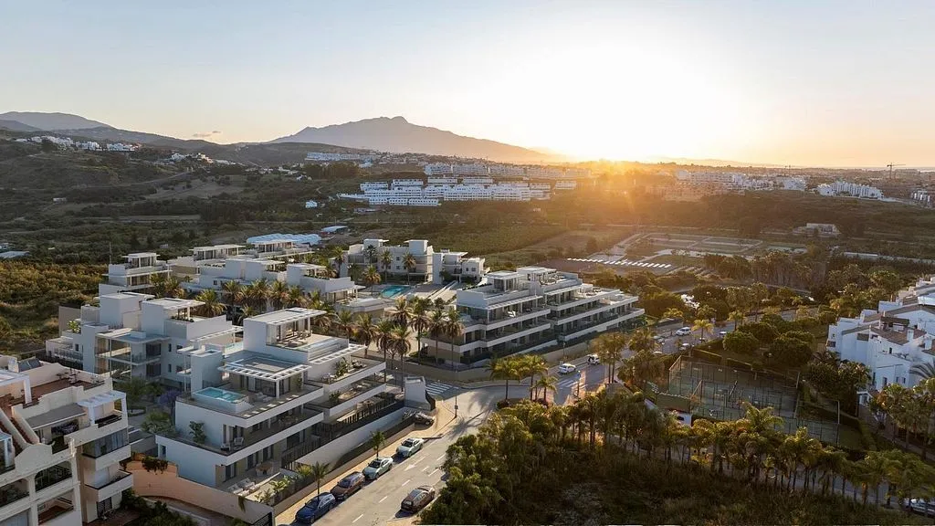 Õhuvaade - Penthouse with Pool in Estepona