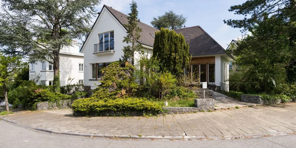 Välivaade - Fully Renovated House with Garden in Ukkel