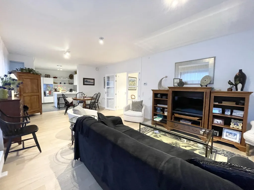 Elutuba - Penthouse with Terrace in Woluwe-Saint-Pierre