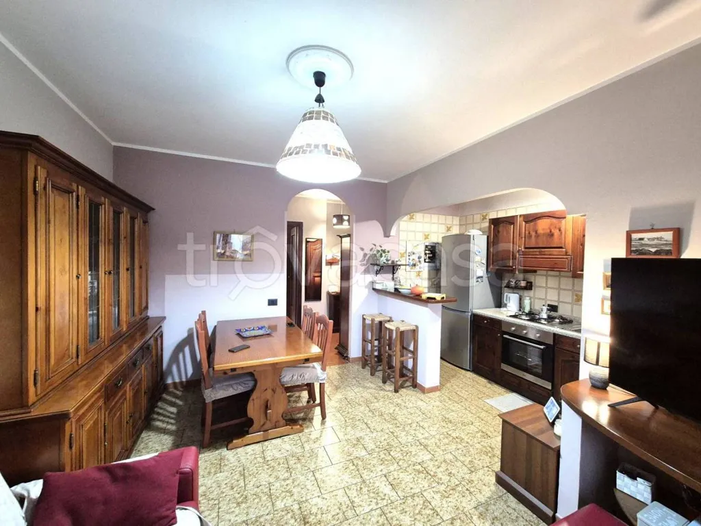 Salle à manger - Two-Storey Apartment with Balcony in Vinovo