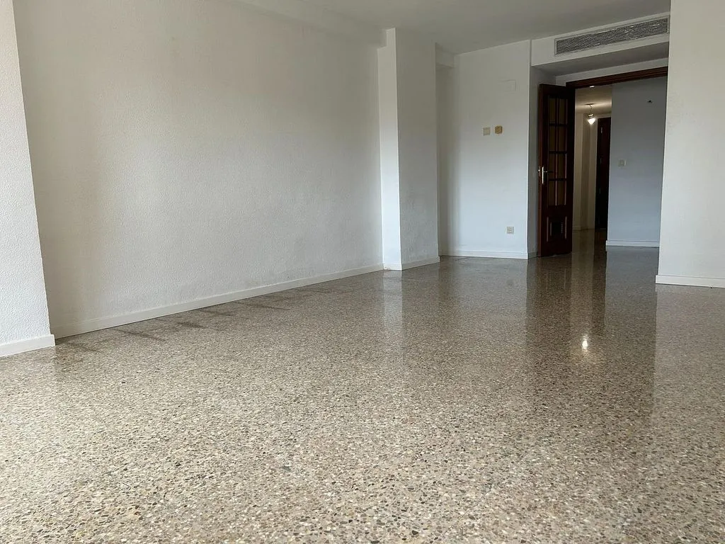 Toad - Flat with Terrace in Algirós