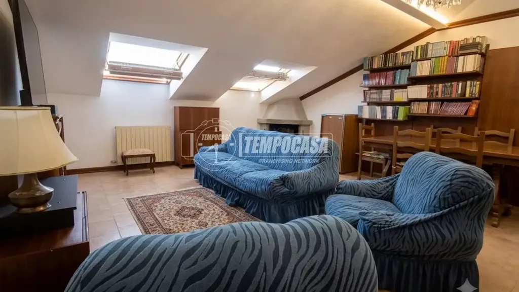 Elutuba - Spacious Apartment with Balcony in Cesate