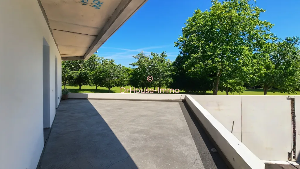 Terrasse - Appartement Lumineux avec Balcon à Vannes