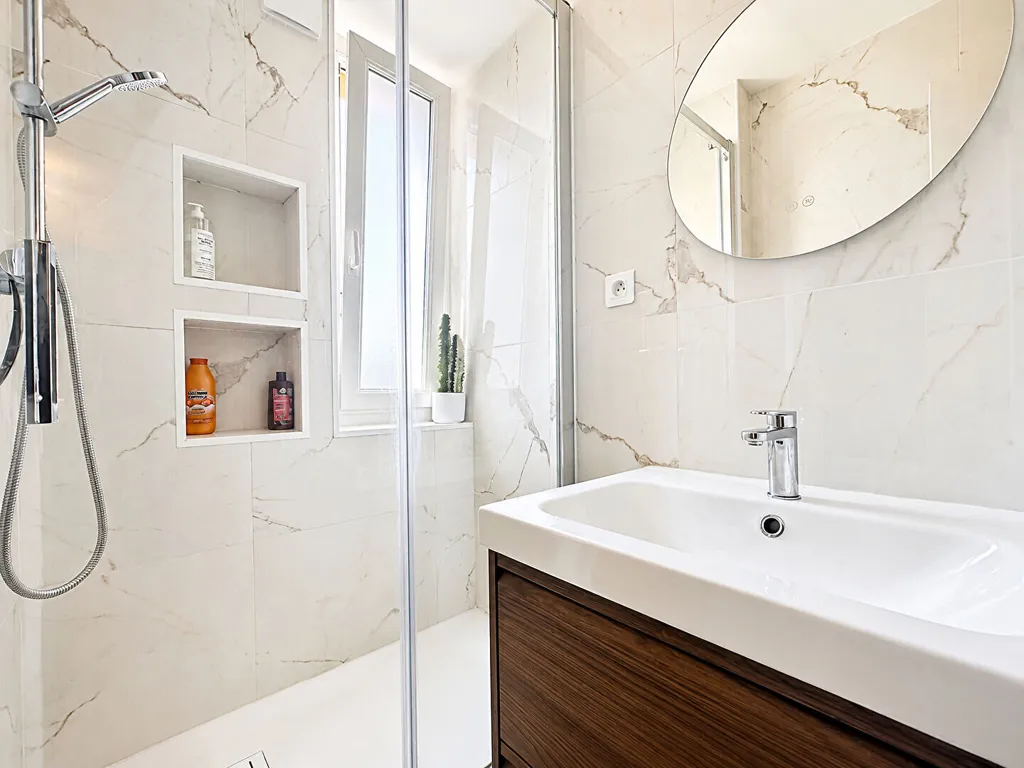 Bagni - Traversant Apartment with Balcony in Dijon