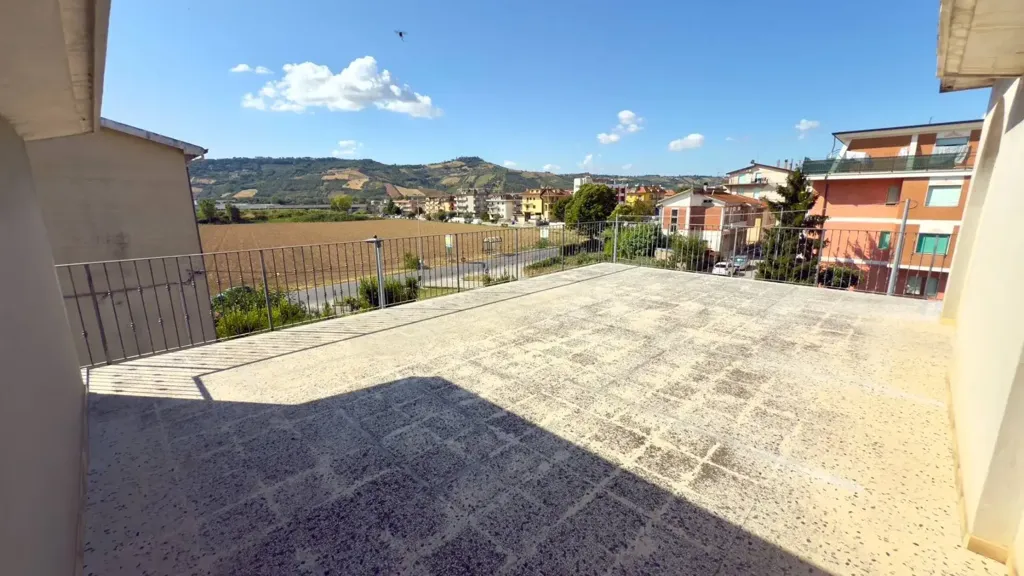 Balcone - Bifamiliar House with Panoramic Terrace in Monteprandone