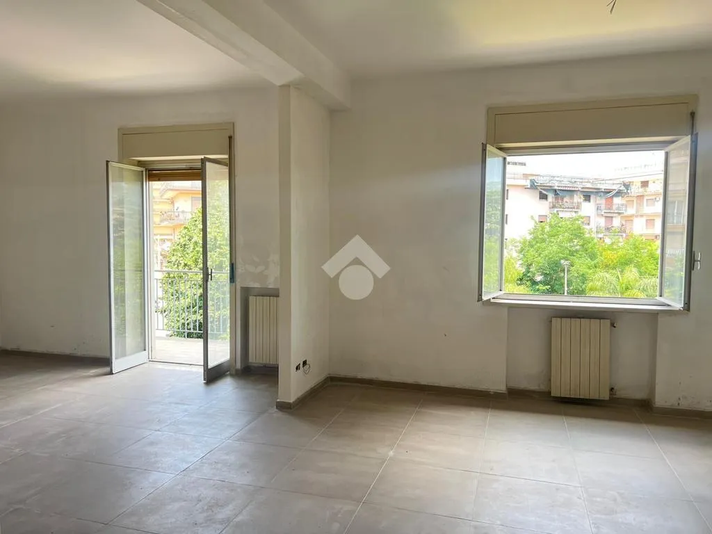 Toad - Modernised Apartment with Balcony in Giarre