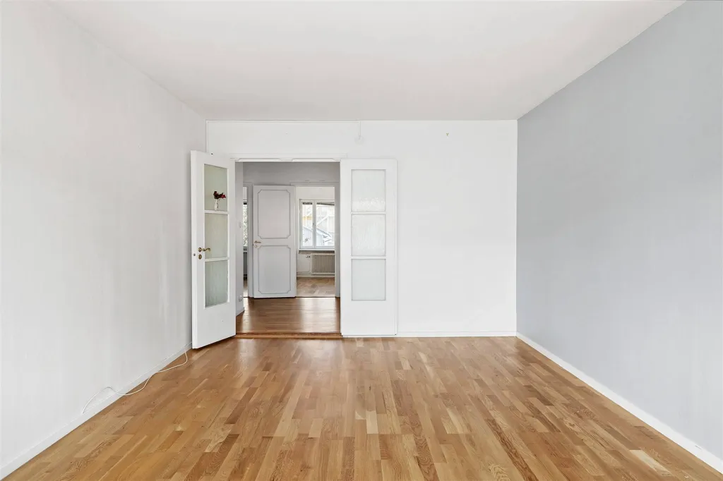 Pièces - Apartment with Balcony in Uppsala