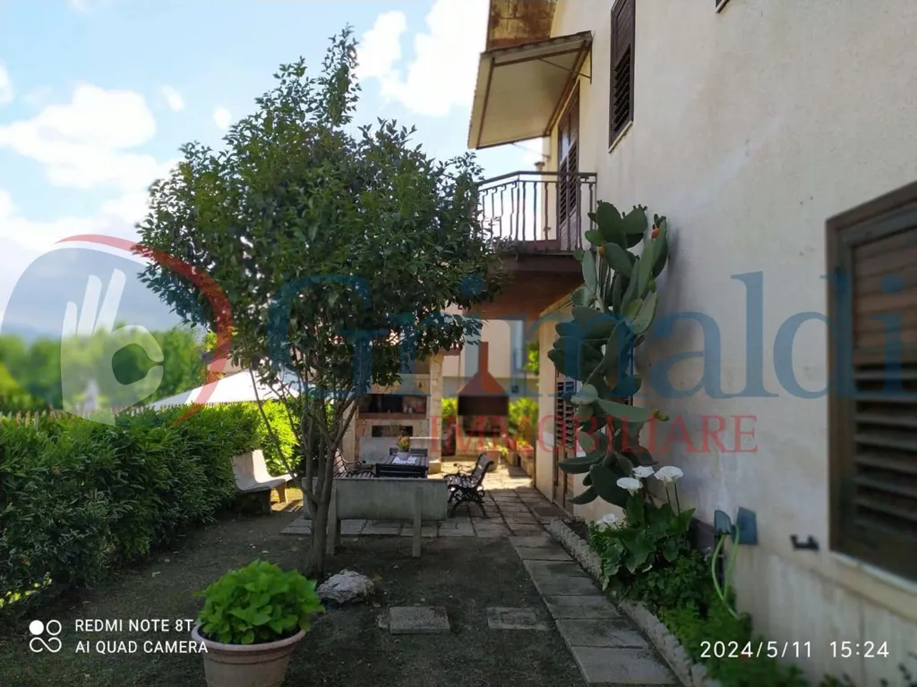 Jardin - Villa with Garden in Montefredane