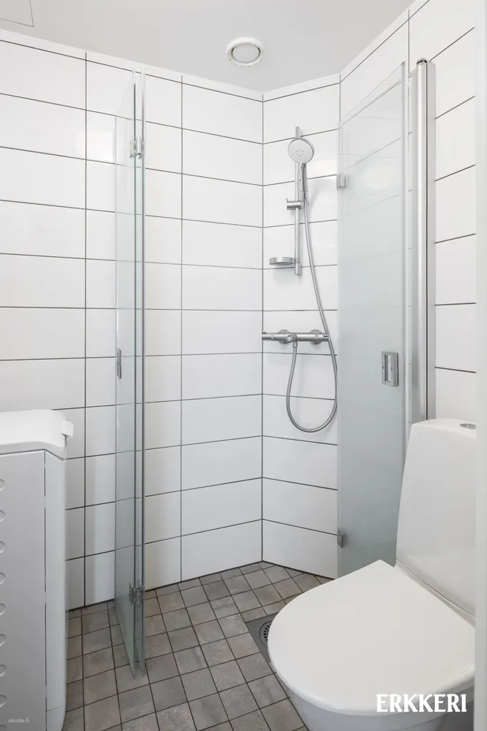Salles de bain - Modernised Flat with Metro Access in Lauttasaari