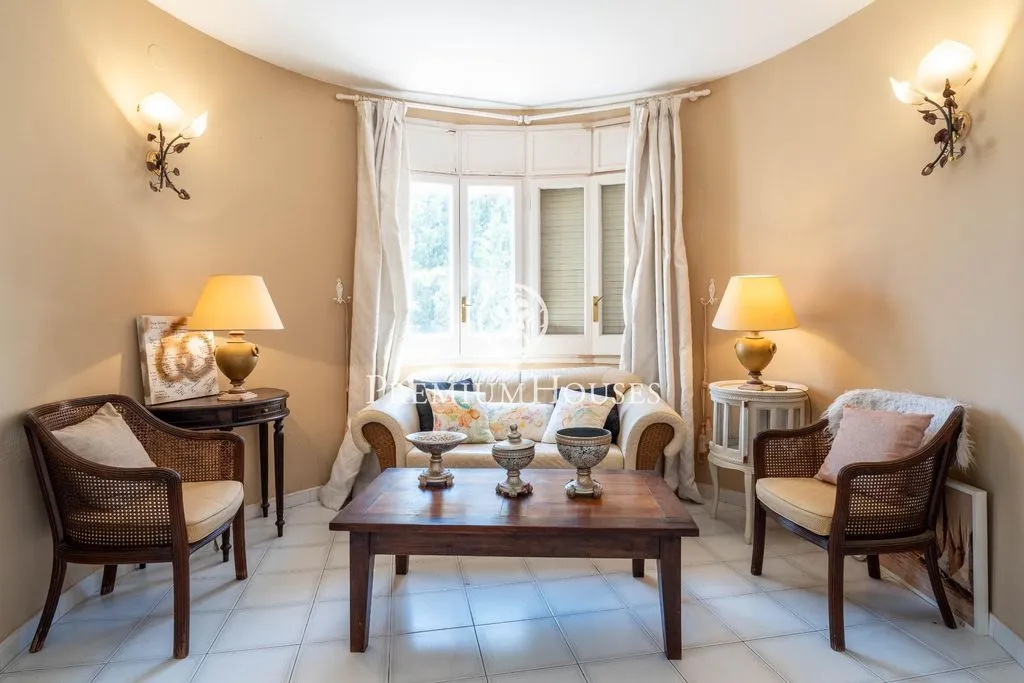 Elutuba - Luxury House with Pool in Sitges