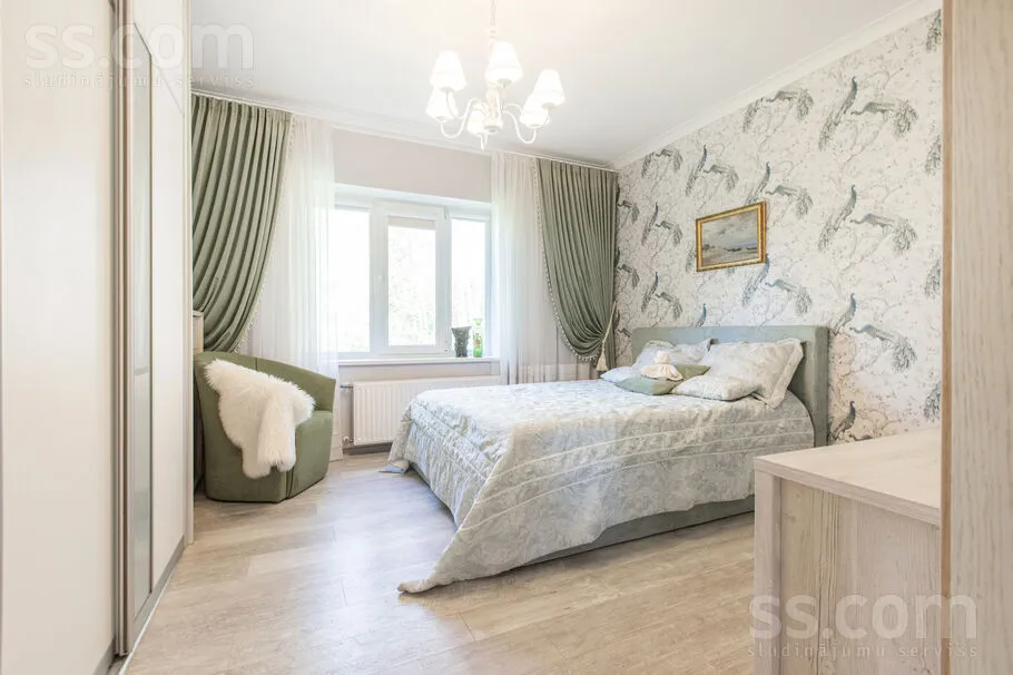 Magamistoad - 3-Bedroom Apartment with Balcony in Spilve