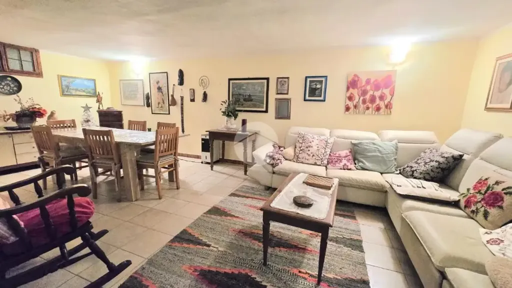 Séjour - Rustic Villa with Private Garden in San Benigno Canavese