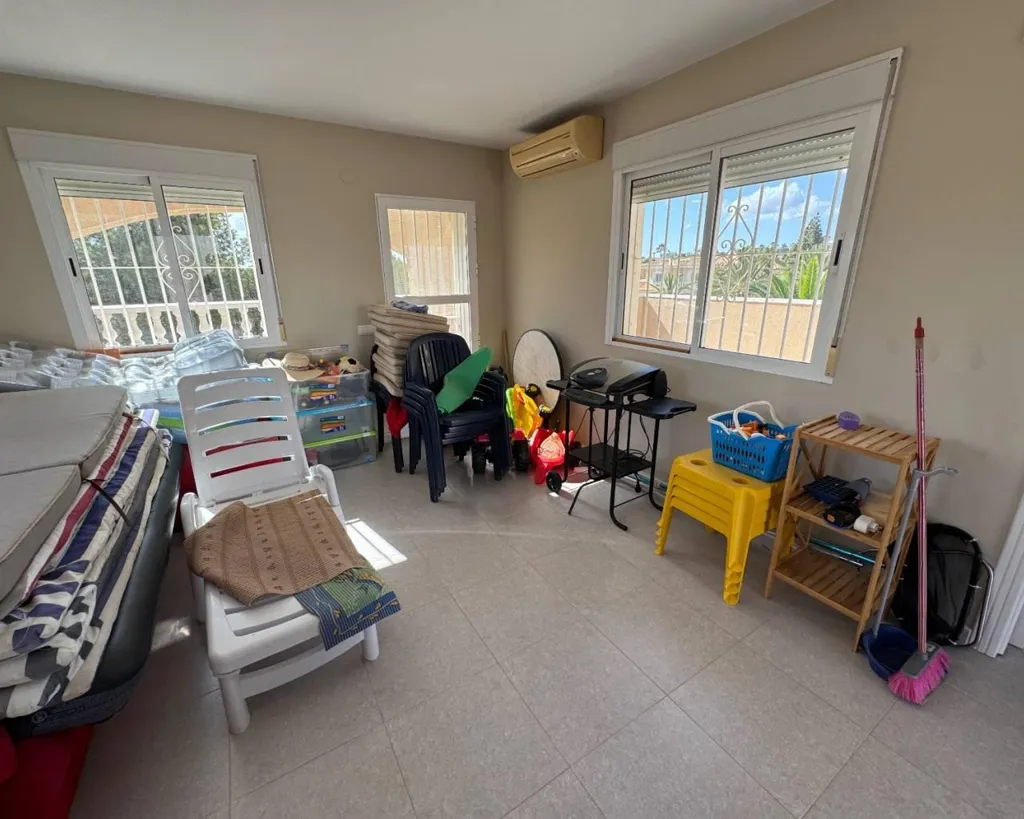 Magamistoad - Seven-Bedroom Villa with Pool in Ciudad Quesada