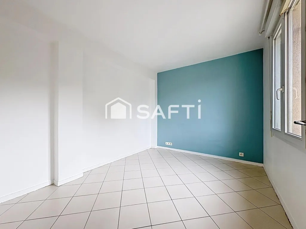 Pièces - Appartement Lumineux avec Parking à Montesson