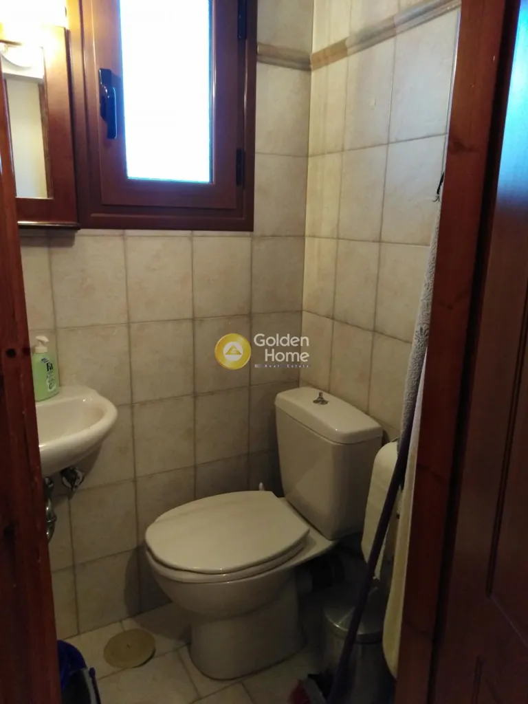 Salles de bain - 7-Bedroom Building with Sea View in Varigiani